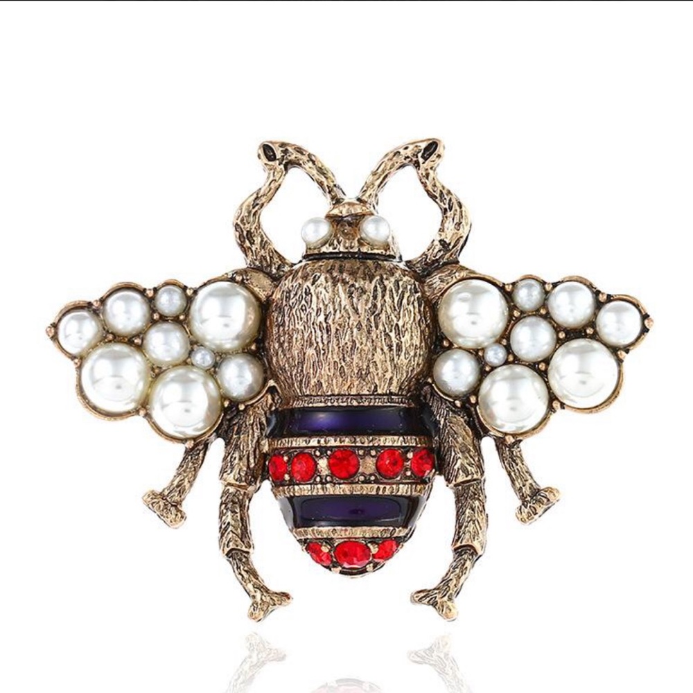 New Bumble Bee Bejewelled Brooches 🐝🐝 - Picture 5 of 16